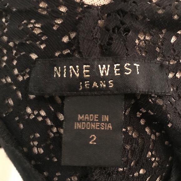 Nine West Sheer & Lace Deep Vneck short sleeve top - Picture 4 of 7